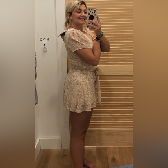 Floral Romper - Picture 4 of 4